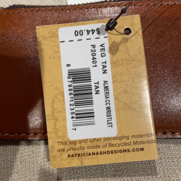 Patricia Nash Almeria Credit Card Wristlet NWT - Picture 2 of 5